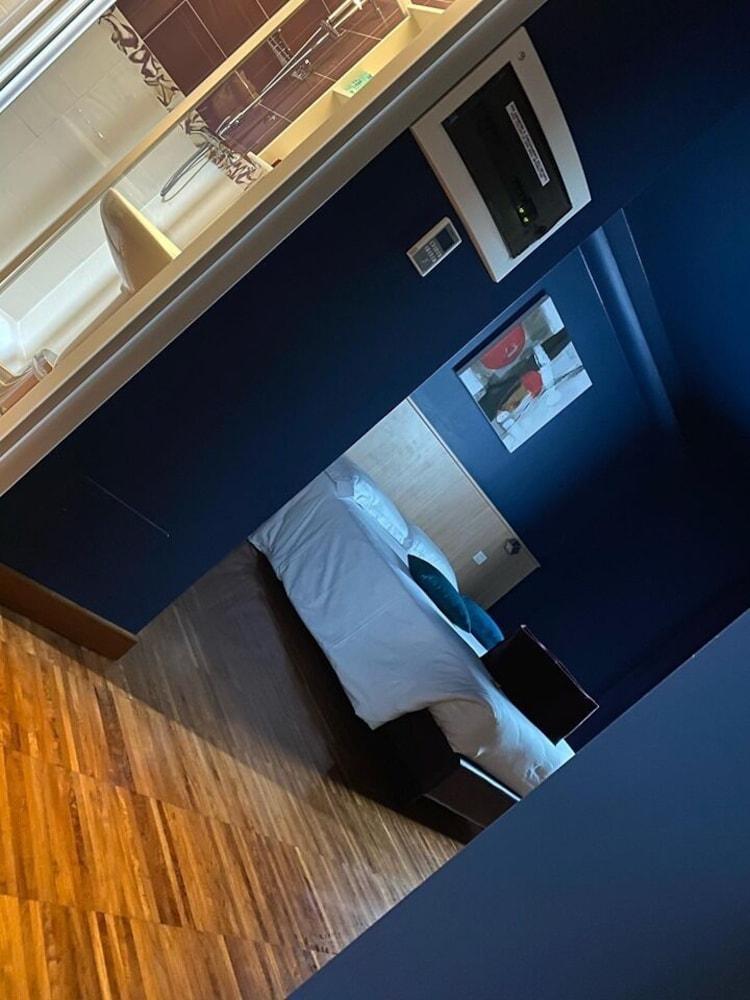 Albergo Residenza Al Teatro Udine Kültér fotó